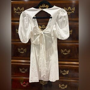 Elegant White Puff Sleeve Dress